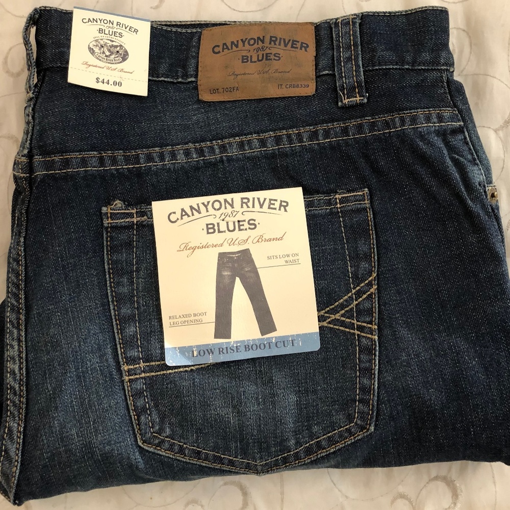 Canyon River Blues Low Rise Boot Cut Size 38 Jeans